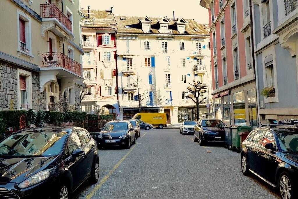 Comfortable, Very Well Located Between Train Station And Lake! Lausanne Exterior foto